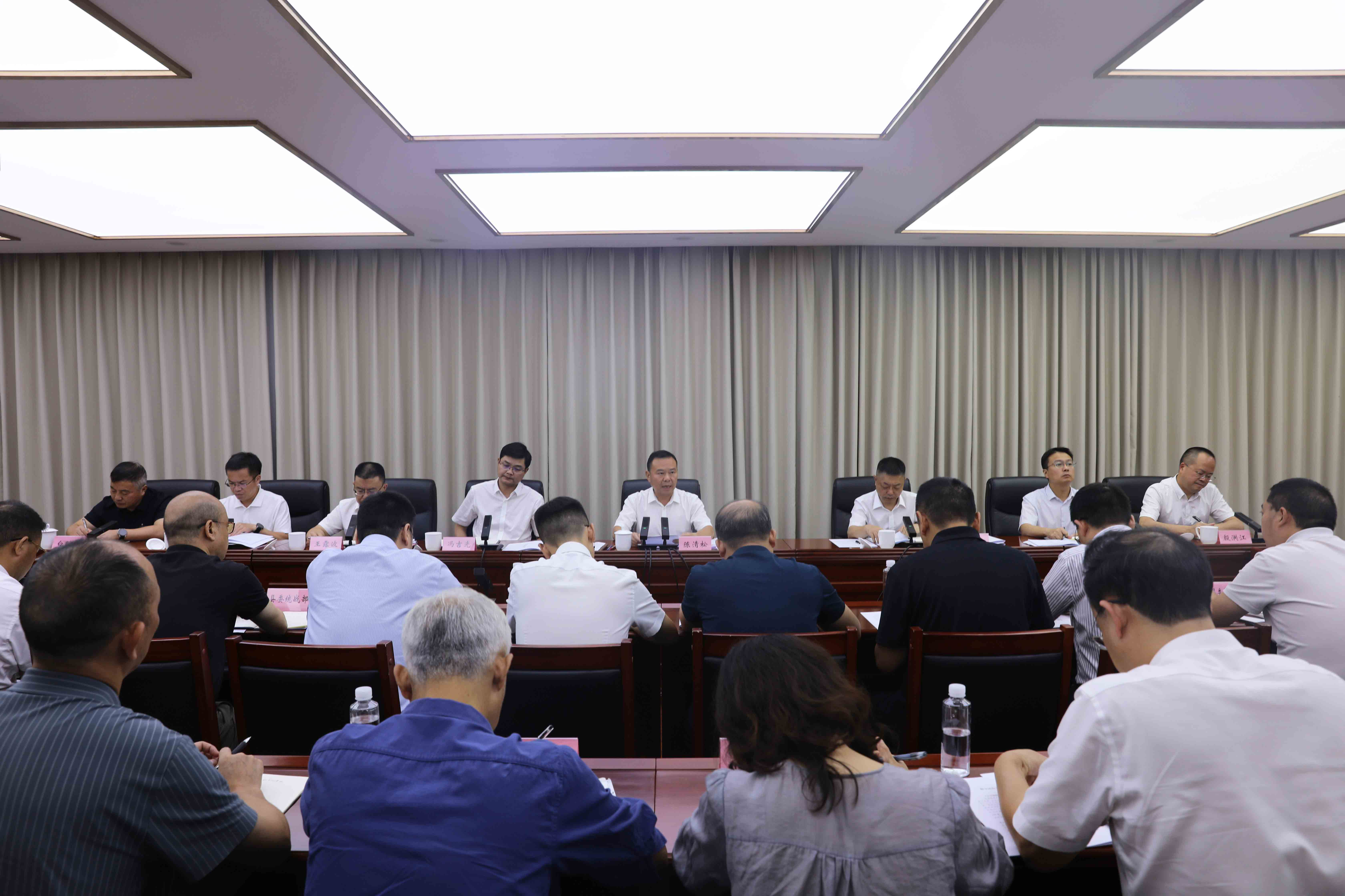 全县数字重庆建设工作推进会议召开.jpg